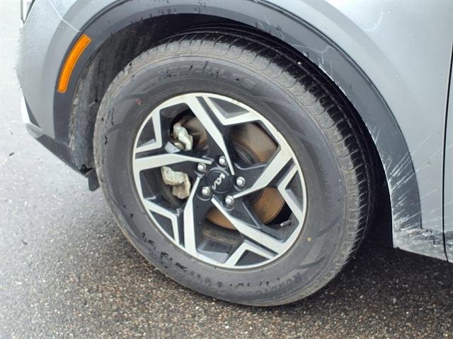 Used 2024 Kia Sportage LX FWD image 22