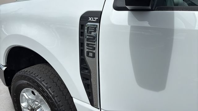 Used 2025 Ford F250 XLT w/ FX4 Off-Road Package AWD/4WD image 36