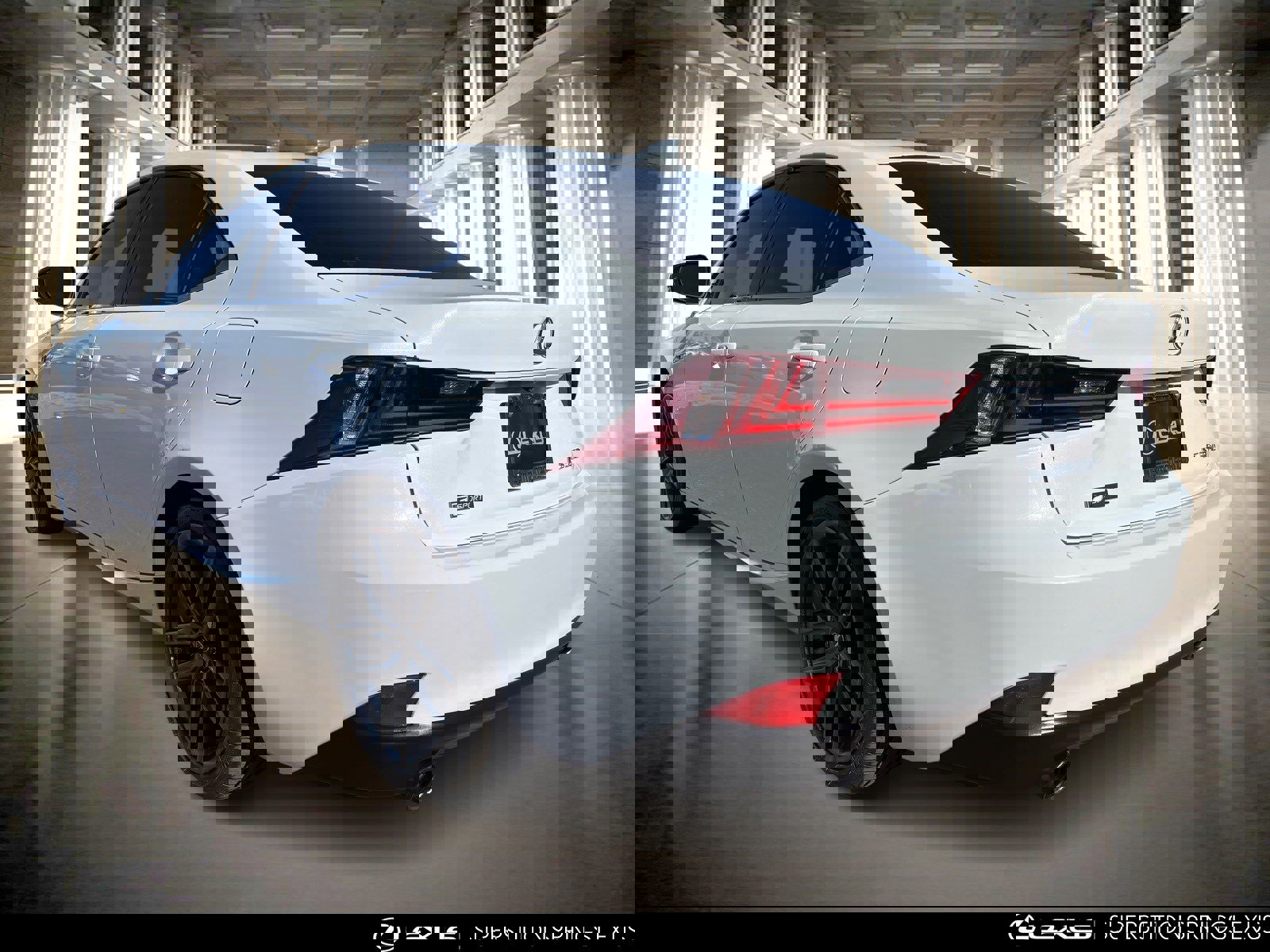 Used 2016 Lexus IS 350 image 6