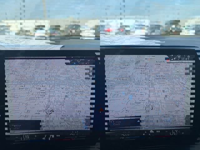 Used 2025 BMW M235i xDrive w/ Premium Package image 18