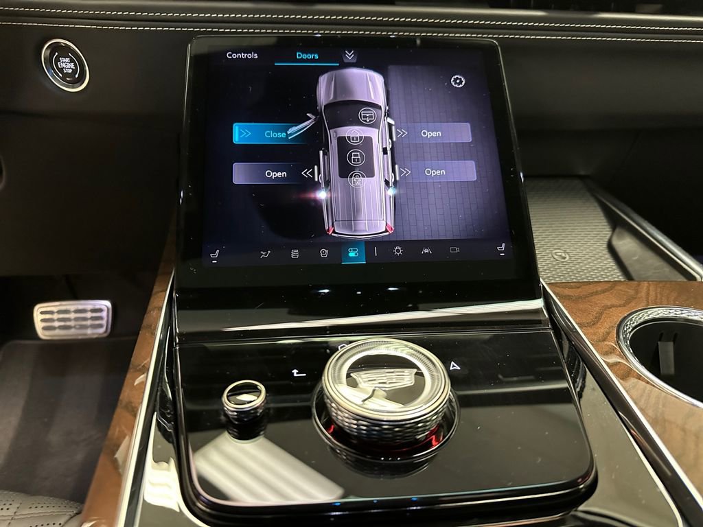 Used 2026 Cadillac Escalade Platinum Sport w/ LPO, ONYX Package image 22