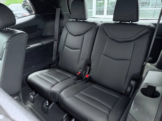 Used 2024 Cadillac XT6 Luxury w/ LPO, Floor Liner Package AWD/4WD image 28