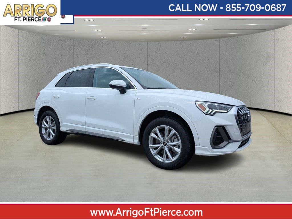 Used 2024 Audi Q3 2.0T Premium image 1