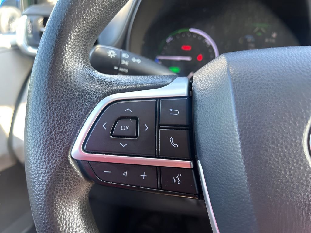 Used 2021 Toyota Sienna LE AWD/4WD image 26