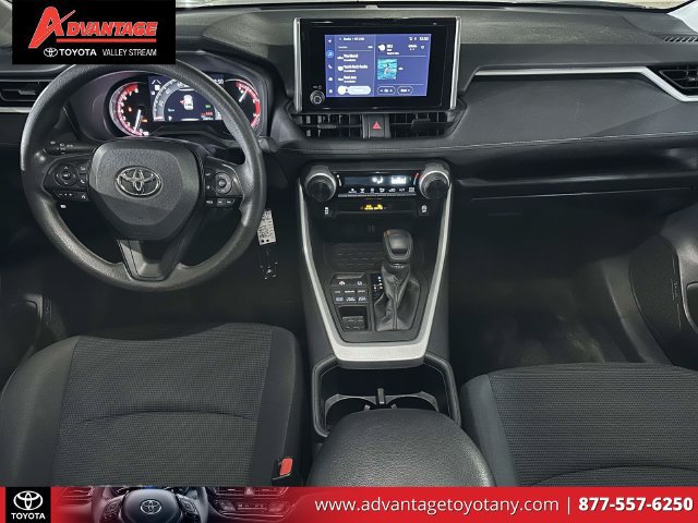 Certified 2023 Toyota RAV4 LE AWD/4WD image 18