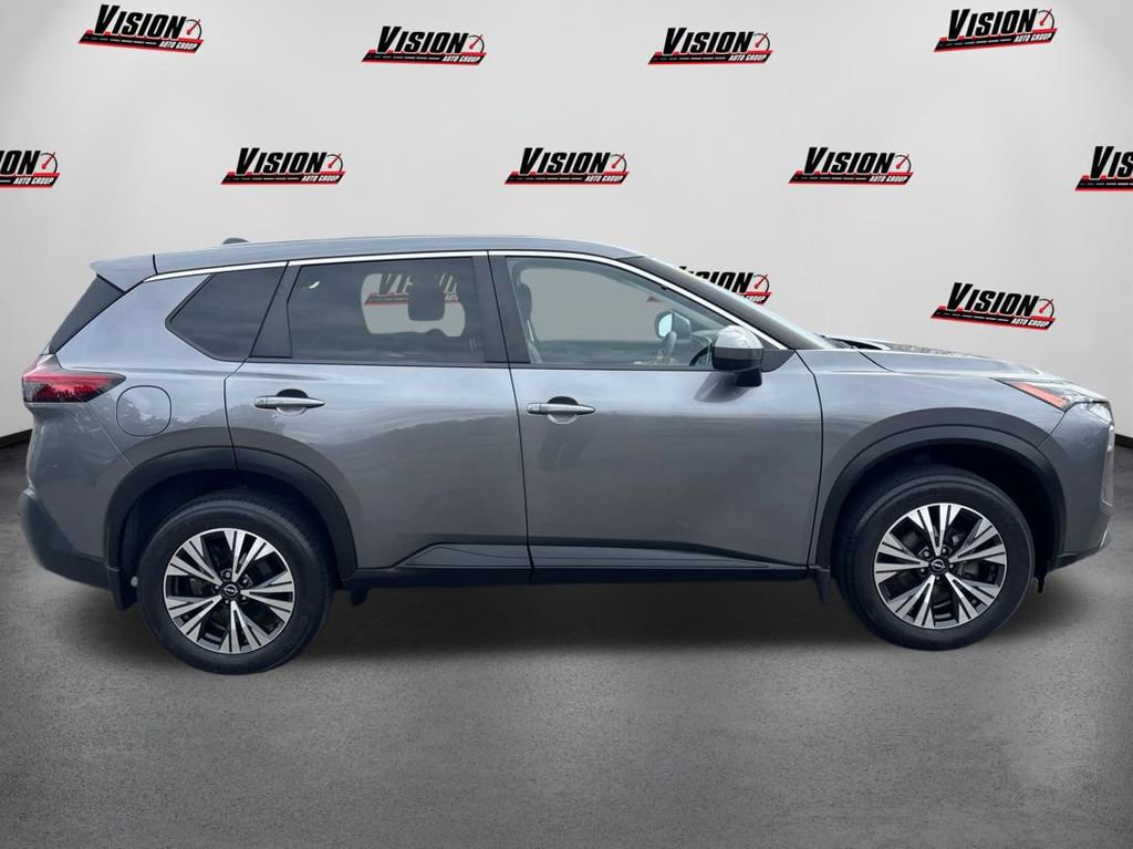 Used 2023 Nissan Rogue SV AWD/4WD image 4