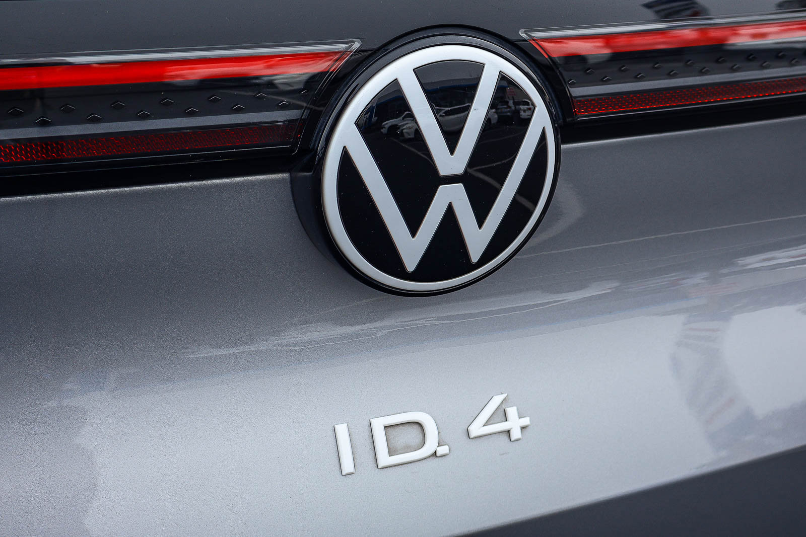 Used 2023 Volkswagen ID.4 Pro AWD/4WD image 26