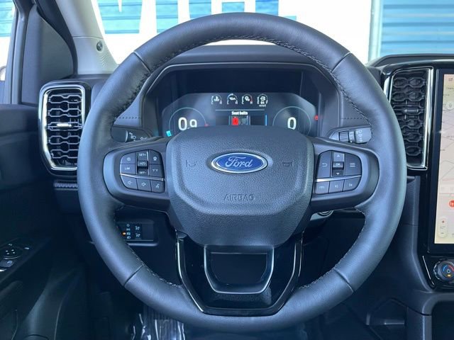 New 2025 Ford Ranger Lariat w/ FX4 Off-Road Package AWD/4WD image 16