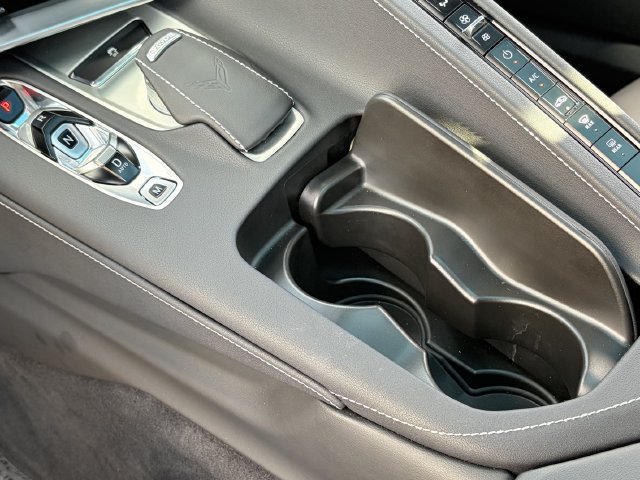 Used 2025 Chevrolet Corvette Z06 RWD image 19