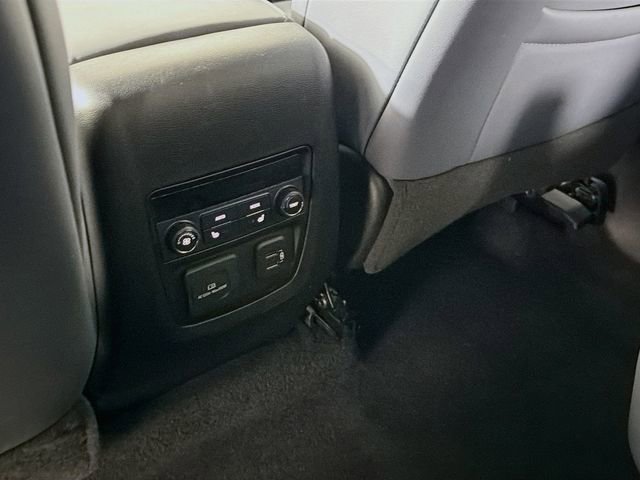 Used 2024 Buick Enclave Premium image 26