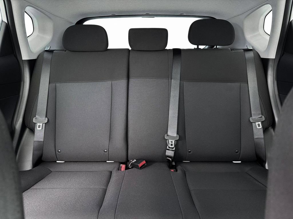New 2026 Hyundai Kona SE image 16
