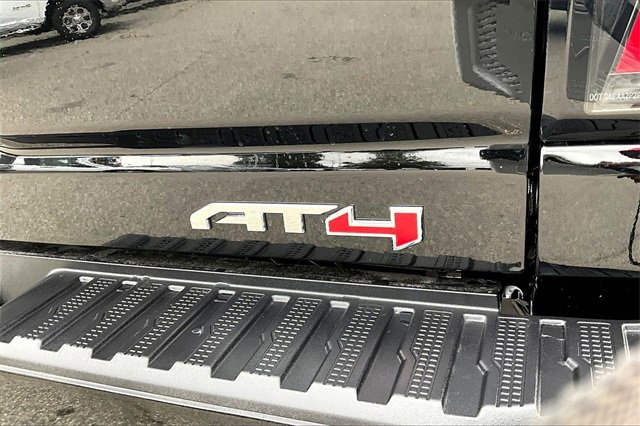 New 2026 GMC Sierra 2500 AT4 w/ Technology Package image 9