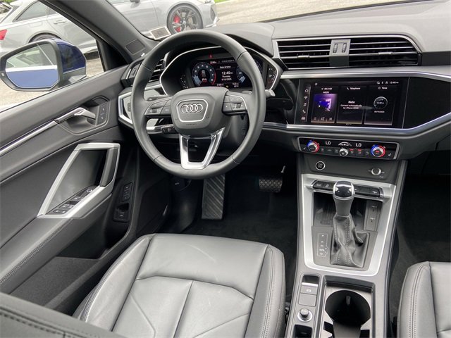 Used 2024 Audi Q3 2.0T Premium w/ Convenience Package image 14