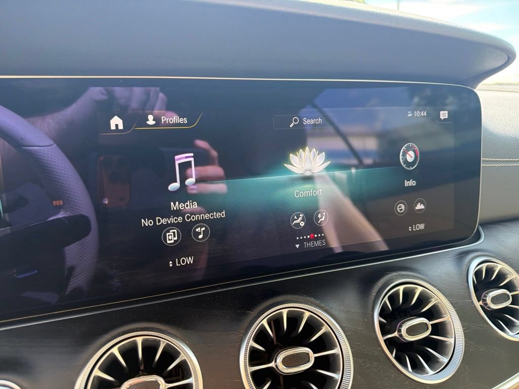 Used 2022 Mercedes-Benz E 450 4MATIC Cabriolet image 29