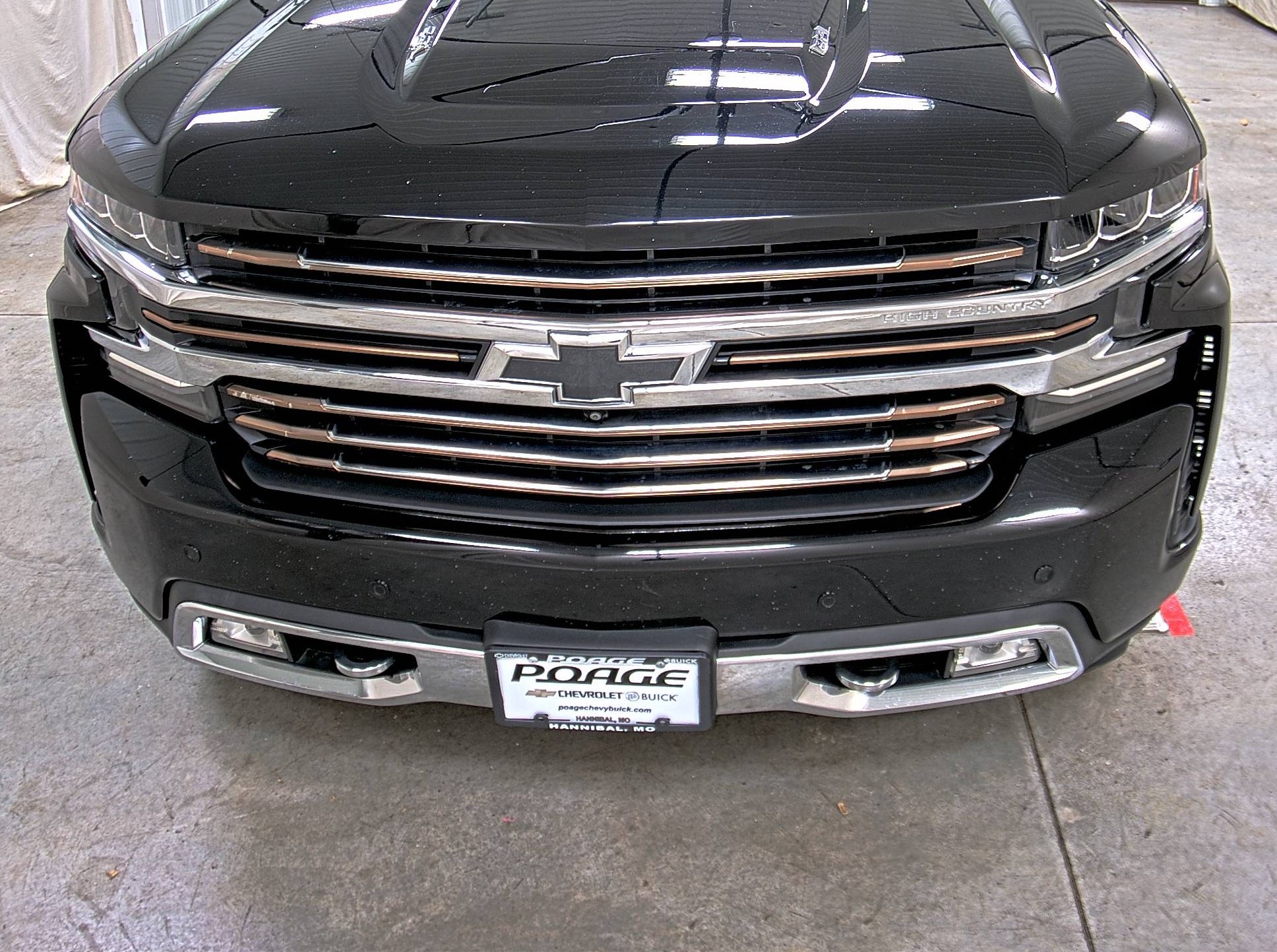 Used 2021 Chevrolet Silverado 1500 High Country w/ Technology Package AWD/4WD image 16