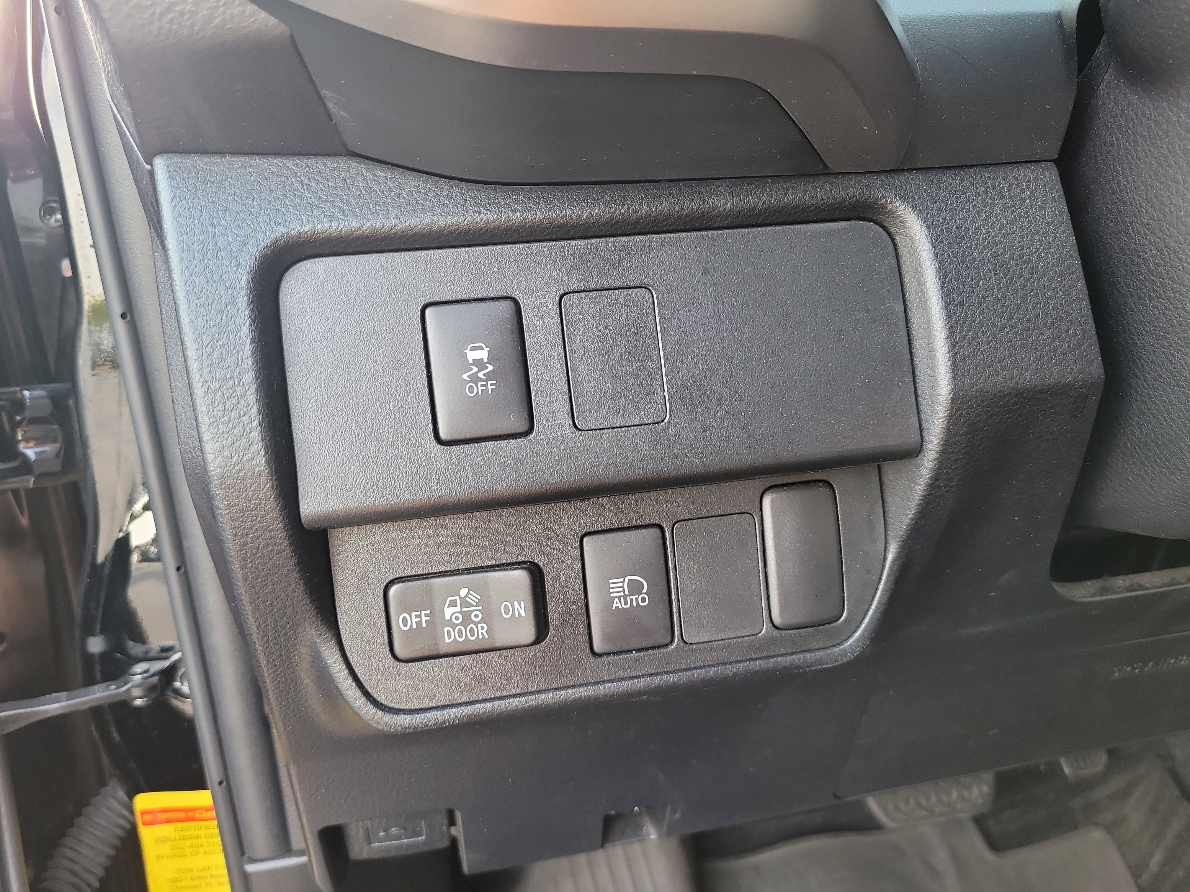 Used 2023 Toyota Tacoma SR5 w/ Technology Package AWD/4WD image 31