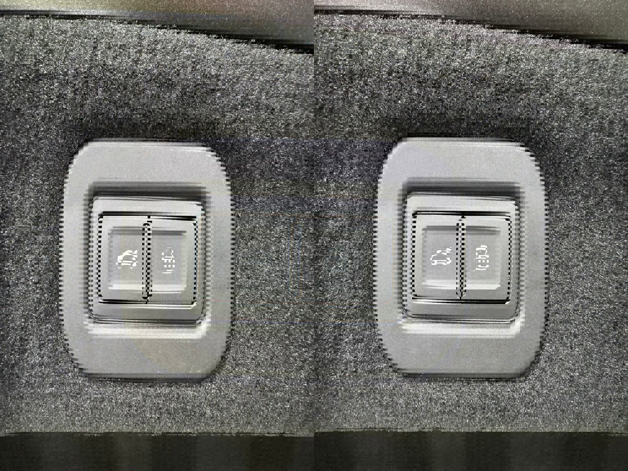 Used 2022 Bentley Flying Spur Plug-In Hybrid image 45