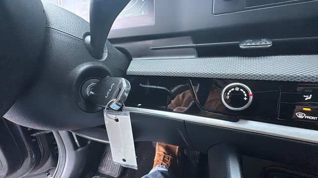 Used 2024 Kia Sportage LX image 14