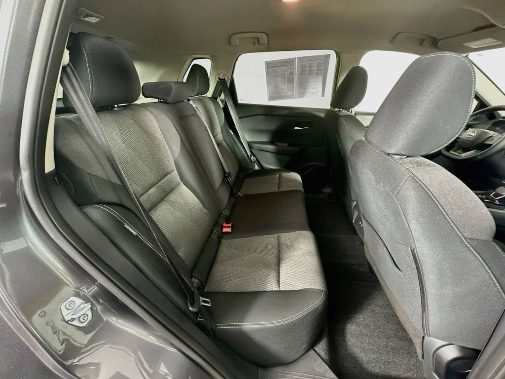 Certified 2026 Nissan Rogue SV AWD/4WD image 33