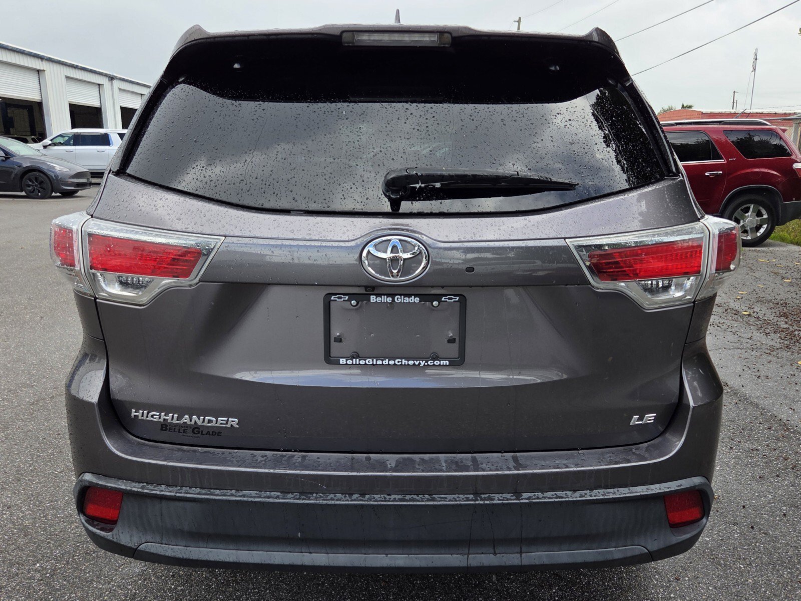 Used 2015 Toyota Highlander Plus FWD image 4