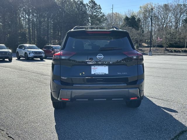Certified 2025 Nissan Rogue SL w/ SL Premium Package AWD/4WD image 7