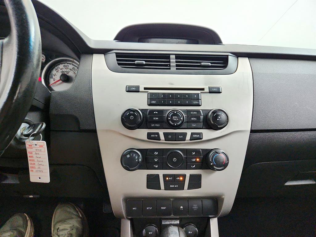 Used 2011 Ford Focus SE w/ 201A Rapid Spec Order Code FWD image 18