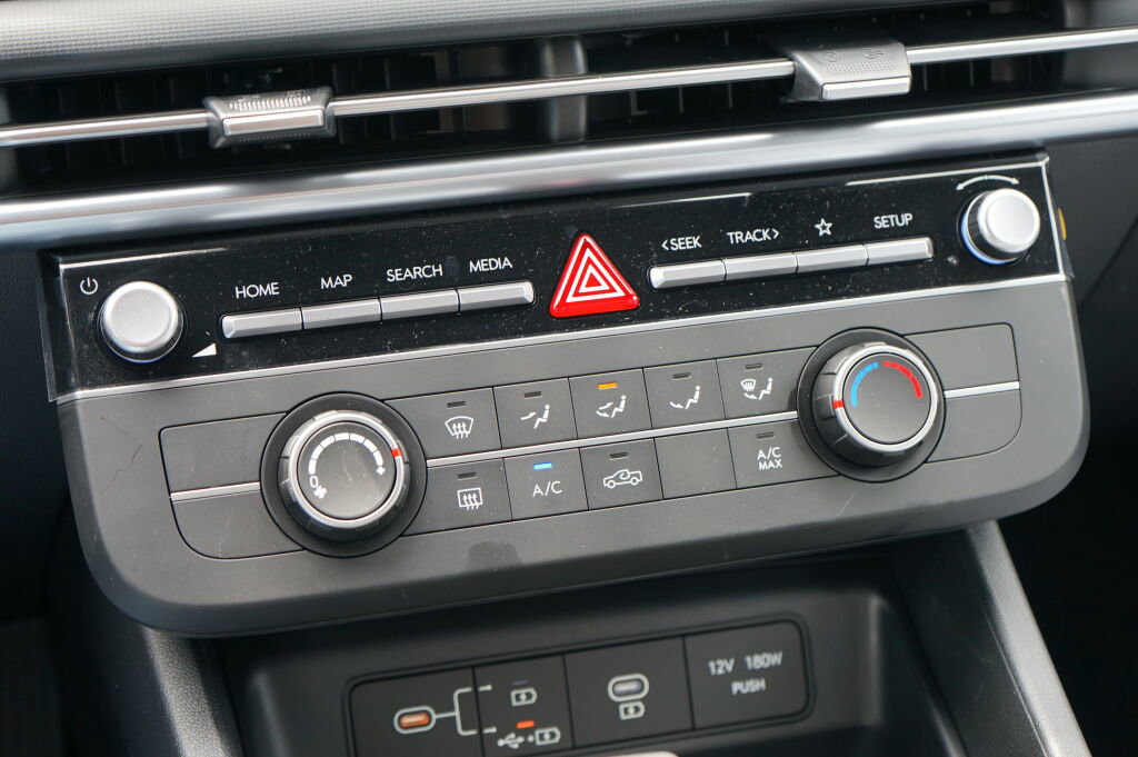New 2025 Hyundai Santa Cruz SE AWD/4WD image 22