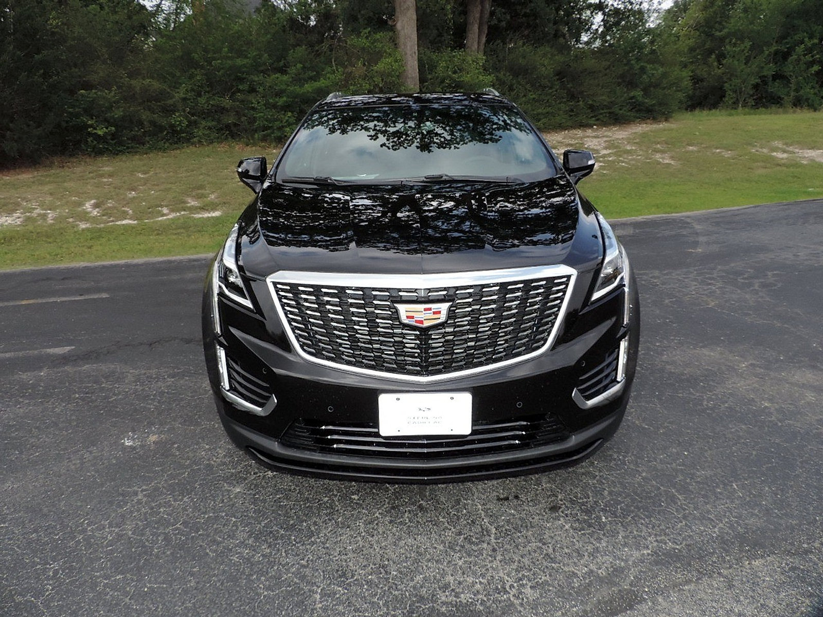 New 2026 Cadillac XT5 Luxury AWD/4WD image 2