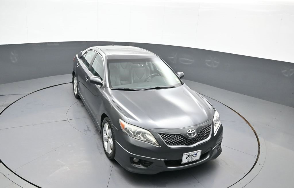 Used 2011 Toyota Camry SE image 38