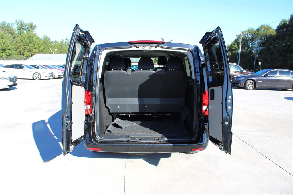 Used 2018 Mercedes-Benz Metris Passenger image 22