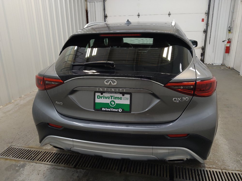 Used 2018 INFINITI QX30 AWD image 7