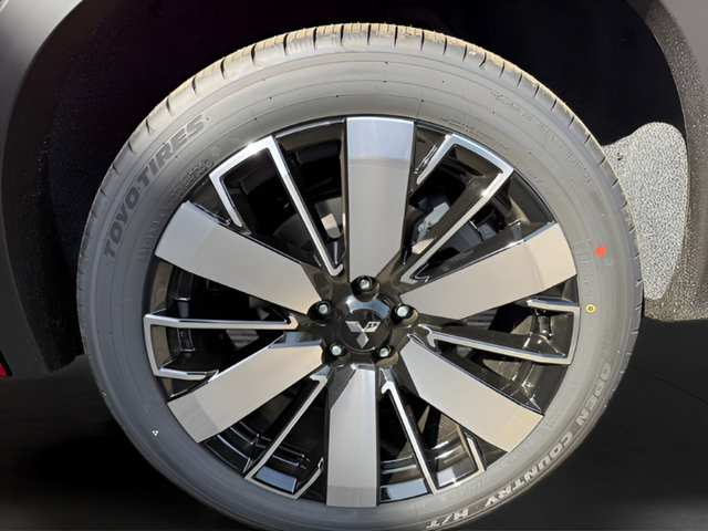 New 2026 Mitsubishi Outlander SEL FWD image 34
