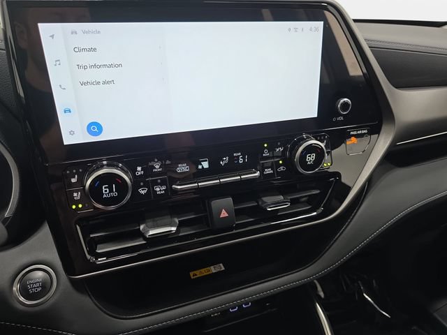 Certified 2025 Toyota Highlander Limited AWD/4WD image 21