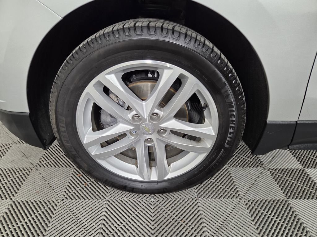 Used 2020 Chevrolet Equinox Premier image 11