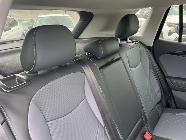 New 2026 Volkswagen Tiguan SE FWD image 26