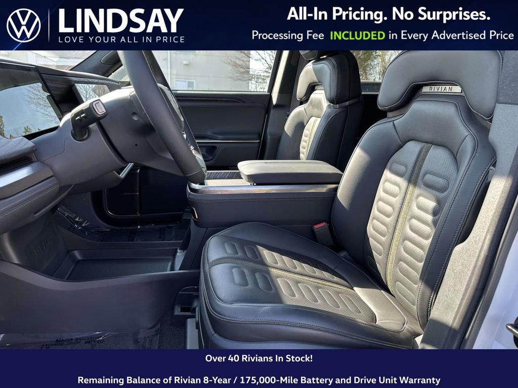 Used 2022 Rivian R1T Adventure image 11