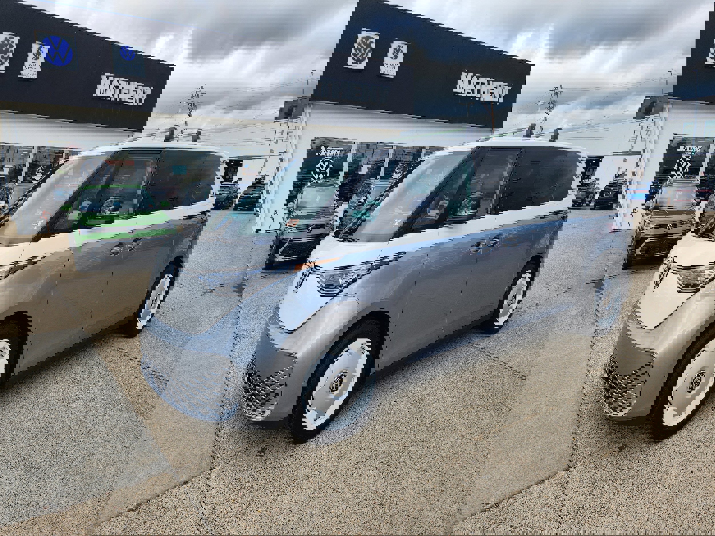 New 2025 Volkswagen ID. Buzz 1st Edition image 1