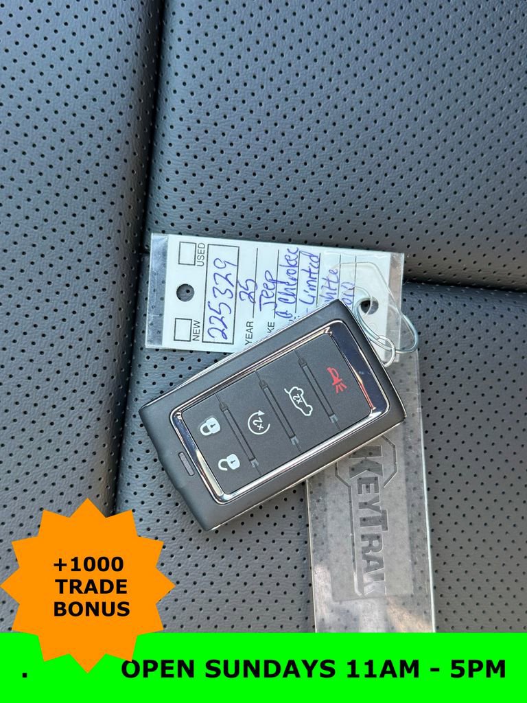 New 2025 Jeep Grand Cherokee L Limited image 30