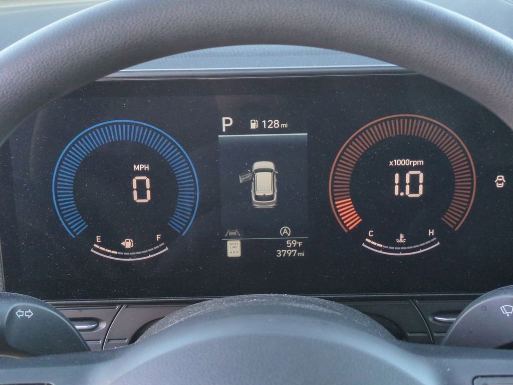 Certified 2026 Hyundai Kona SE AWD/4WD image 16