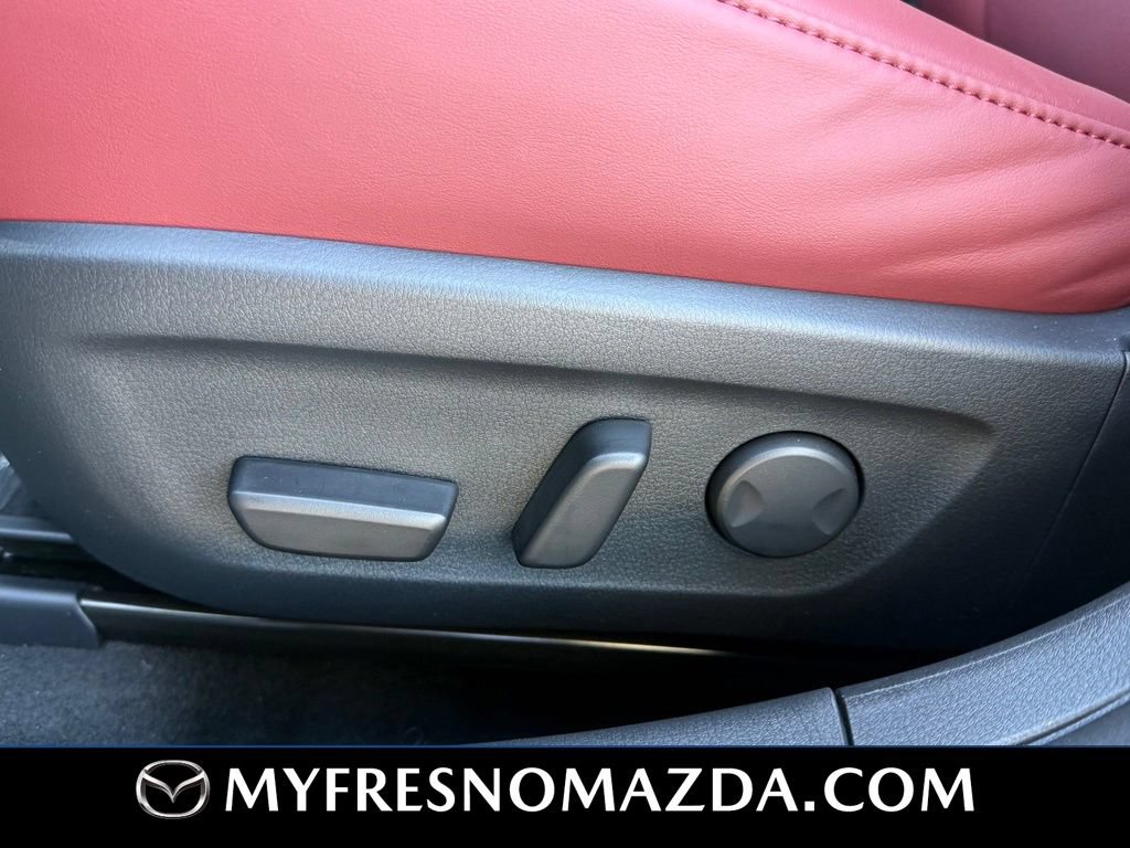 New 2026 MAZDA MAZDA3 Carbon AWD/4WD image 33