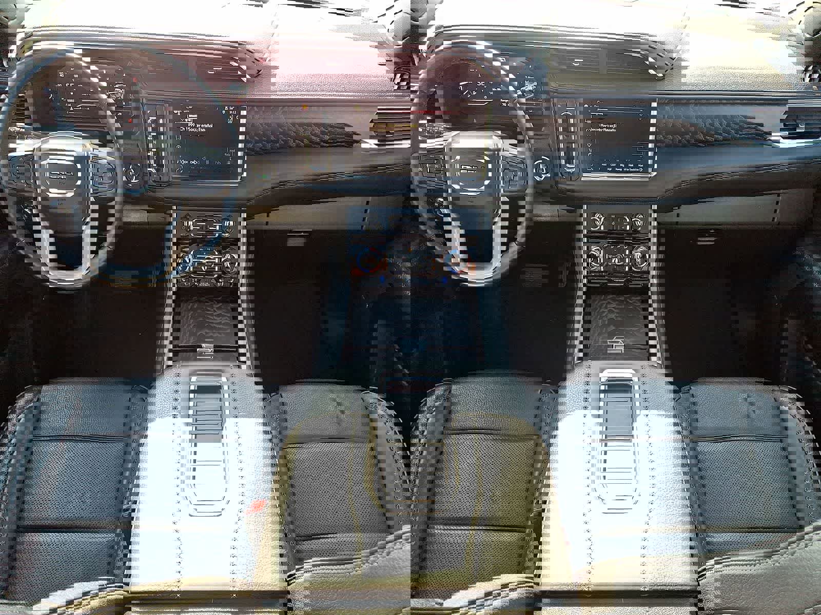 Certified 2024 GMC Yukon XL Denali image 11