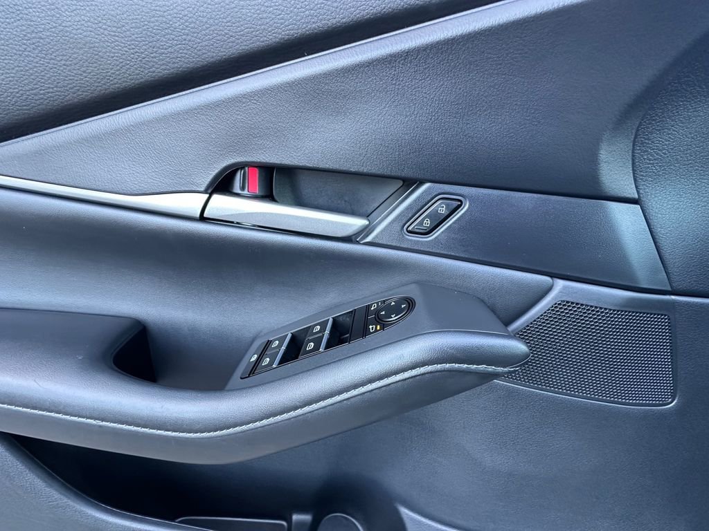 Used 2023 MAZDA CX-30 AWD 2.5 S w/ Select Package image 11