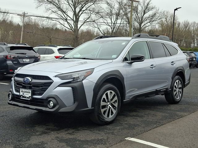 Certified 2024 Subaru Outback Premium image 3
