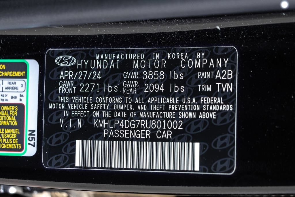 Certified 2024 Hyundai Elantra Limited FWD image 39