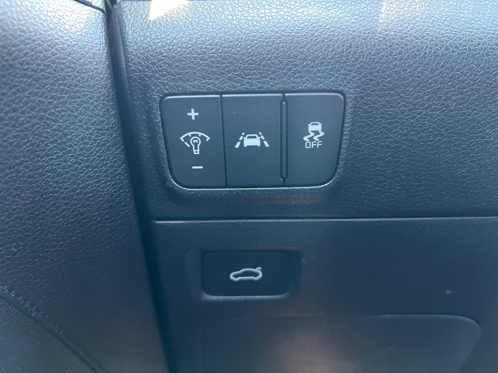Used 2021 Kia K5 LX FWD image 30