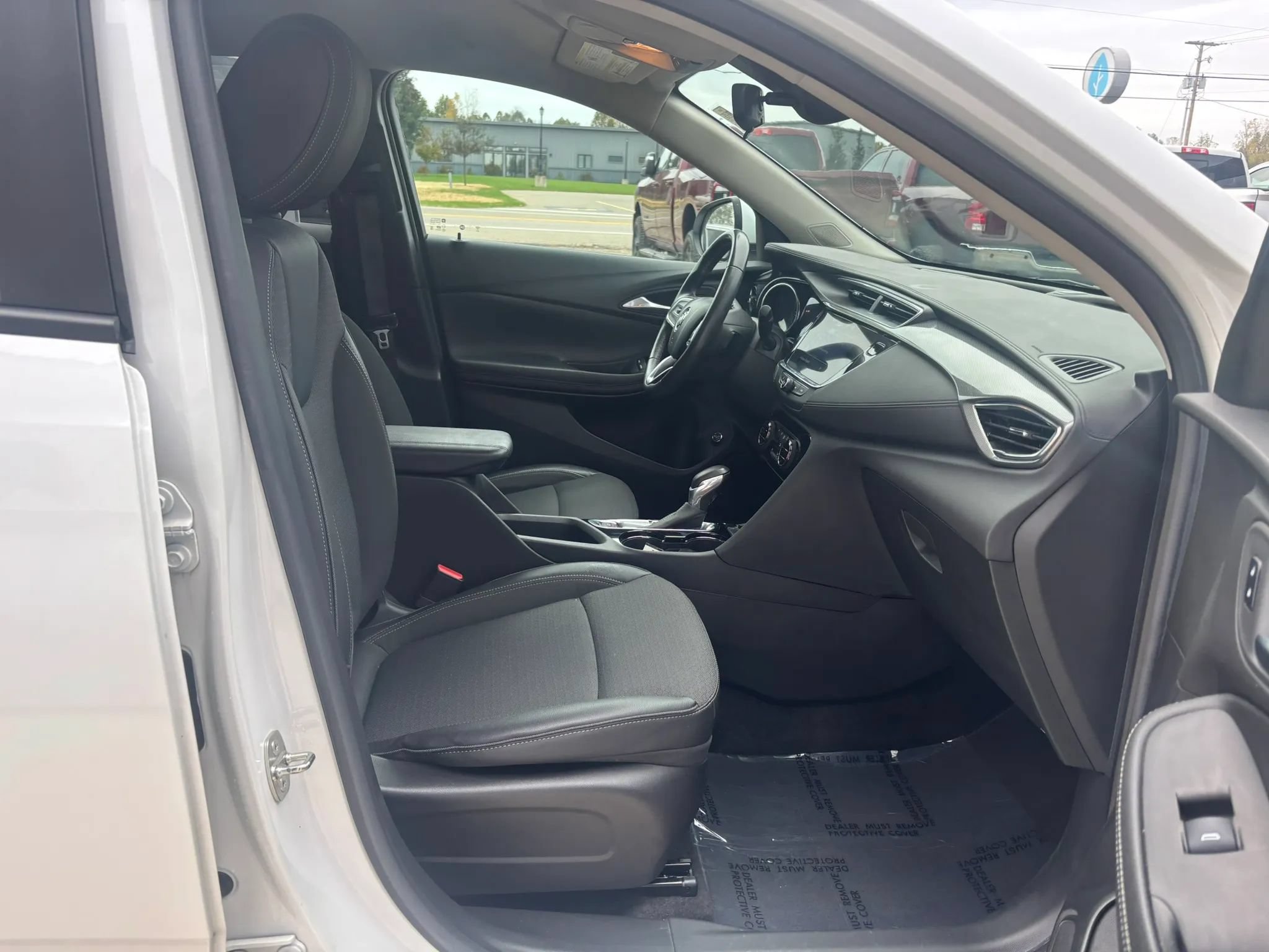 Used 2023 Buick Encore GX Select w/ Sport Touring Package FWD image 16