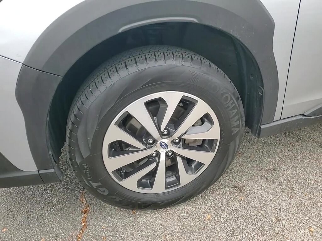 Certified 2024 Subaru Outback Premium image 13