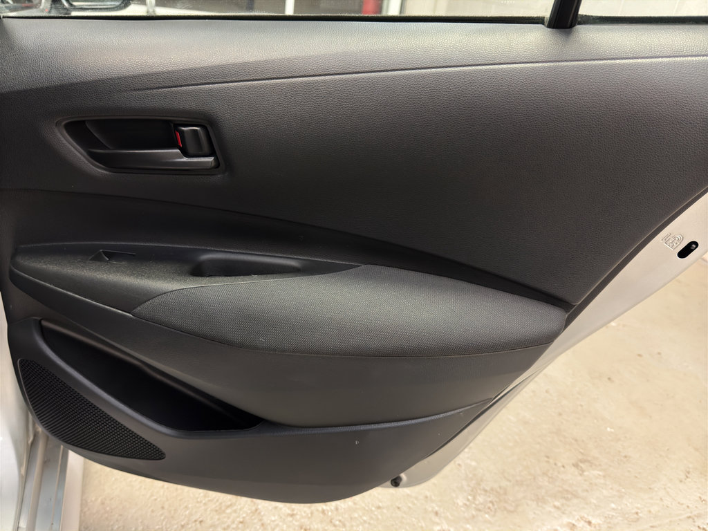 Used 2023 Toyota Corolla LE image 24