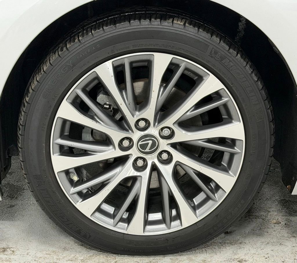 Used 2020 Lexus ES 350 w/ Premium Package image 9