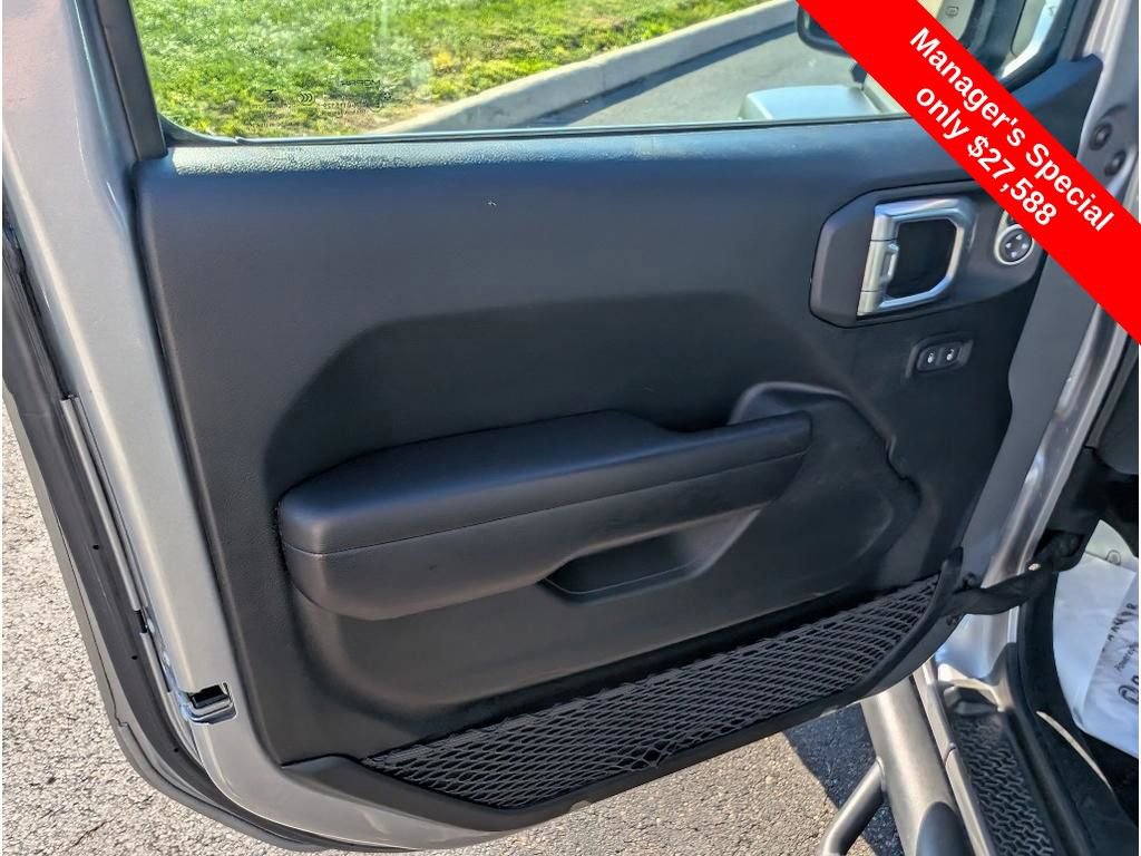 Used 2021 Jeep Wrangler Unlimited Sport image 14